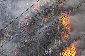大樓發生火警,十五樓的窗口有位年輕貌美的女子在呼救＆＃8230;