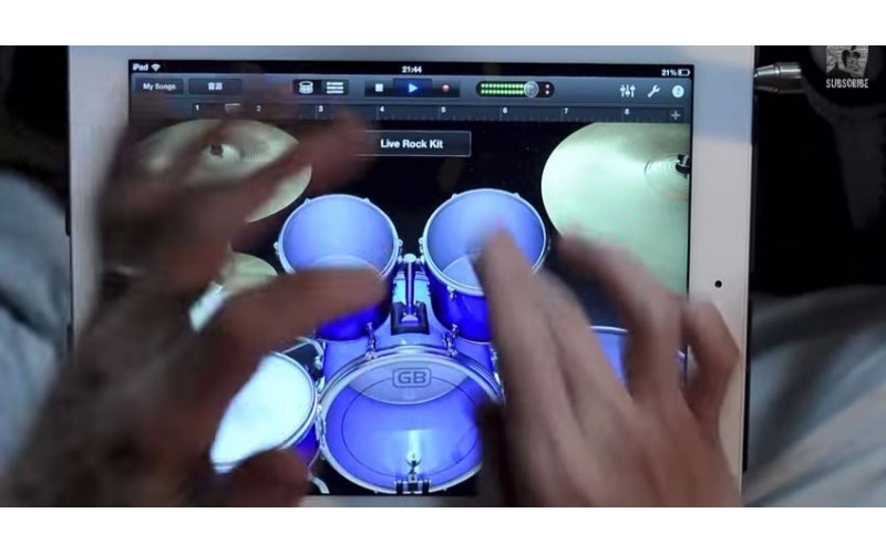 最強鼓手全靠「一台iPad演奏」，澎湃的節奏搭配無影手 網稱ipad音樂家