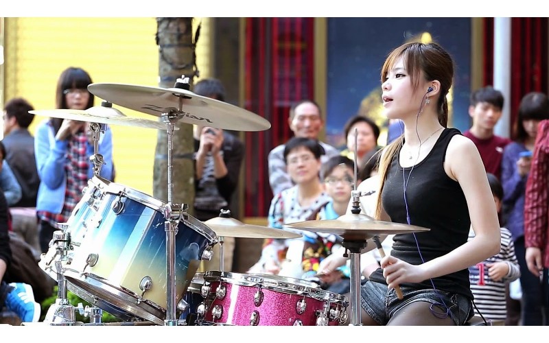 強  台灣正妹用「爵士鼓」重現經典「灌籃高手主題曲」熱血氣氛燃爆全場